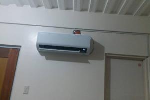 new townhouse in san fernando-super fast WIFI, two bedrooms