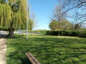 Bateaux-hotels Une nuit sur l'eau a bord de l'IDEAAL : Mobile Home