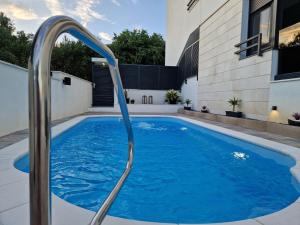 Apartman Marčelina 1 with private pool