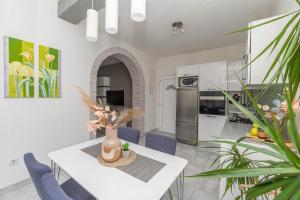 Luxury Apartments Nadalina Sea view