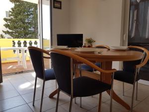 Apartment Punta Mira - Novalja - Including 2x Bikes, 1x SUP Board & Free Parking 24-7