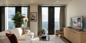 The Mercian - 3BDR LUXURY PENTHOUSE -24 HR GYM - PRIVATE TERRACE