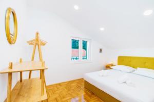 Family friendly house with a swimming pool Plano, Trogir - 21403