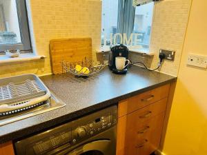 Cakemuir Detached House, 3 Bed, Free parking &Private Garden