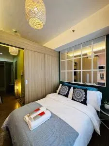 5th One Bedroom Condo in Upscale BGC - Bambang