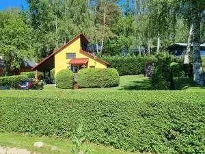 Cottage overlooking the lake, Insko - Oswino