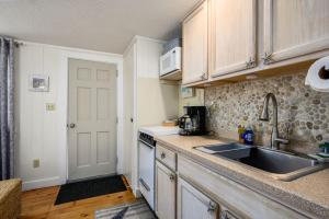 194 Captain Chase Road Dennis Port Cape Cod - - Beach Retreat I