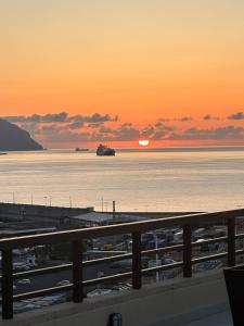 Piso de lujo en centro Santa Cruz.