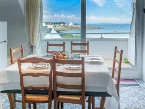 Duplex 5 pièces avec balcon à 30m de la plage - 7 couchages, acceptant animaux, wifi et parking - FR-1-349-114 - Lomener