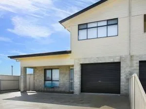 Blue Door Retreat - Edithburgh