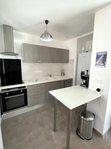 Maisons de vacances Maison 5 personnes avec piscine privee chauffee - Private heated pool 5 people house - Moliets-et-Maa - Landes - France : photos des chambres