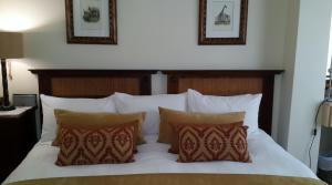 Luxury Double or Twin Room with Shower  room in Riversong Guest House