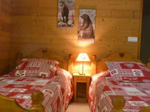Chalet spacieux pour 10 pers. avec garage, proche pistes - FR-1-733-7