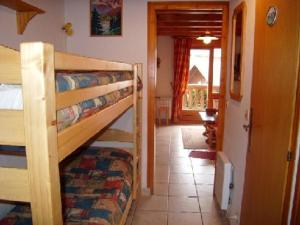 Charmant appartement 2P pour 5 pers, à deux pas des pistes, balcon, cuisine équipée, parking, animaux ok - FR-1-733-90