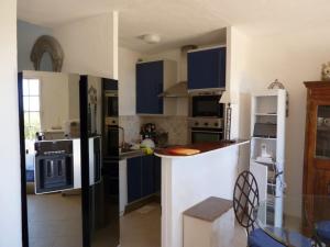 Maisons de vacances Mas 3 chambres avec piscine, clim, Wi-Fi et tennis - FR-1-726-29 : photos des chambres