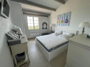 Maisons de vacances Mas 3 chambres avec piscine, clim, Wi-Fi et tennis - FR-1-726-29 : photos des chambres