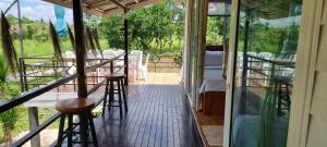 เขาเจ้าขา2(บ้านริมสระ)