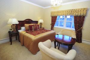 Kilronan Castle Hotel & Spa