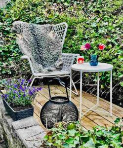 Close to water and nature