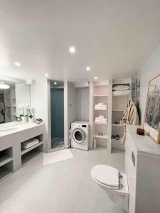 Close to water and nature