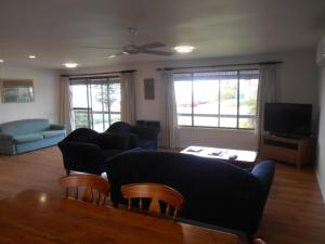 Roshys Retreat - Point Turton