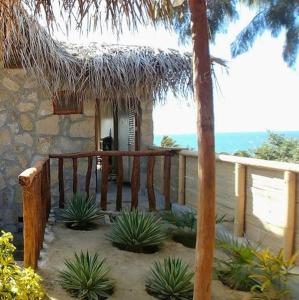 Marcilia Beach Bungalows