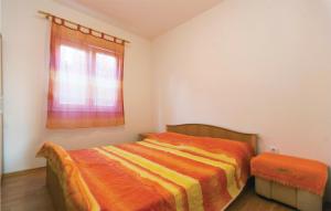 Stunning Apartment In Valbandon