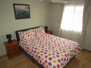 Bliss - Beachfront Sultana Point -