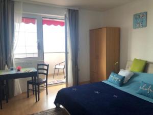 Studio Apartment Blue Dream 