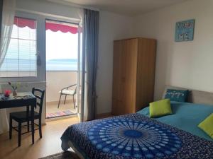 Studio Apartment Blue Dream