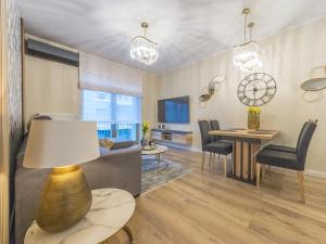 Glow Apartments, Apartamenty przy Chmielnej Śródmieście