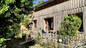 Maisons de vacances maison en bois a 40m du lac : photos des chambres