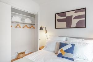 UWS 1BR w Gym WD Doorman nr Central Park NYC-377