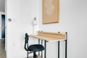 Central Sq 1BR w Gym WD Roof nr T BOS-614