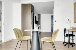 Central Sq 1BR w Gym WD Roof nr T BOS-614