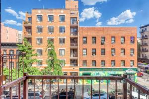 E Village 1BR w WD nr Tompkins Sq Park NYC-876