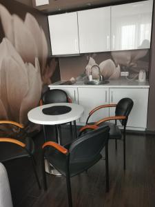 Apartament prywatny salon z aneksem kuchennym i sypialnią w hotelu Diva