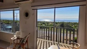 Mint by the Sea - Howe