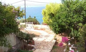 Vlichos Studio Apartment Hydra Greece