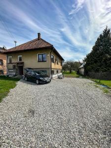 CHALUPA V ZÁPADNÝCH TATRÁCH