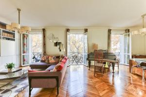 Appartement 140m2 proche des Champs Elysées