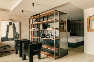 Diamond Suite Double with terrace city view and separate living room room in Hotel Bagués