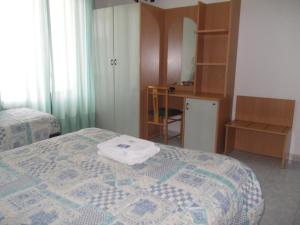 Triple Room with Private Bathroom room in Scacco Rosso