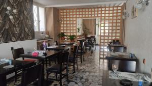 Hotels Hotel du Bearn : photos des chambres