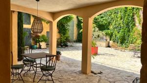 Appartements Mas Saint-Genies : photos des chambres