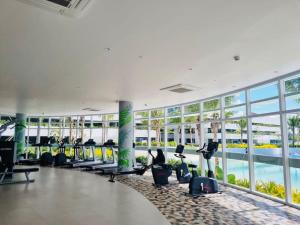 AZURE NORTH PAMPANGA Sonne & Strand