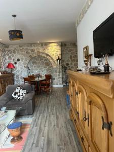 Rahoni Park & Suites