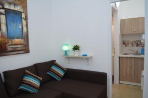 Rania Bella Vista Studios