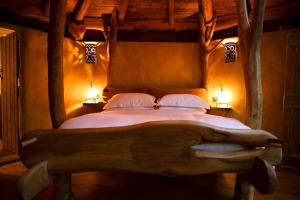 Little Hollows Glamping