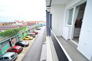 FLH - Blue and Pink Lagoon - Kogalniceanu